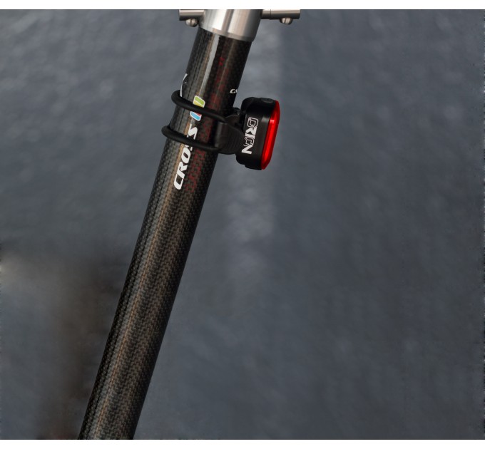 Мигалка задня Moon Orion 50 люмен, вбудований аккум, USB TYPE-C кабель, чорна