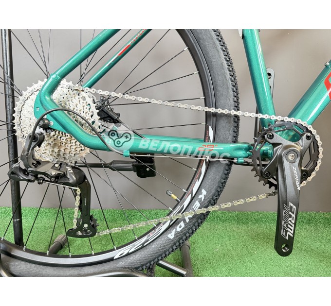 Велосипед AL 29" Formula ZEPHYR 1.0 HDD 2026 темно-сріблястий з зеленим