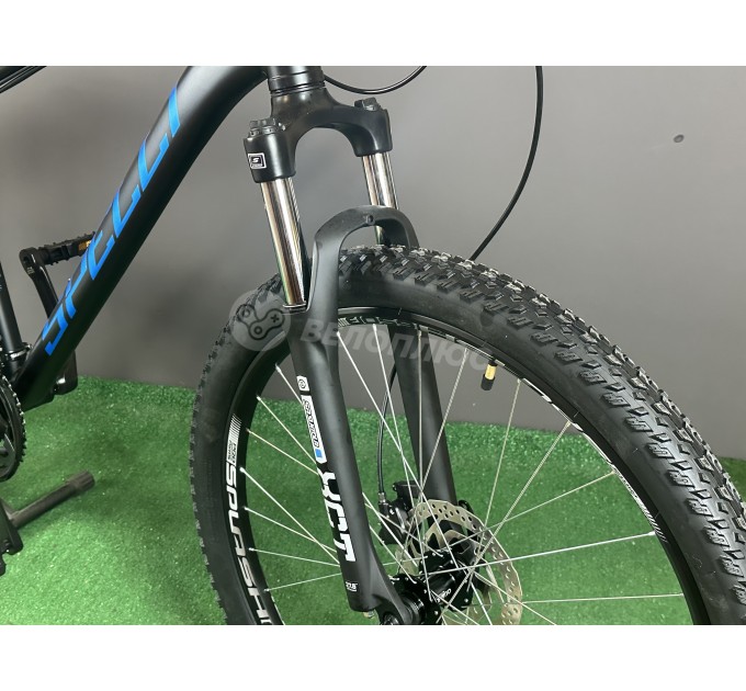 Велосипед 27,5" Spelli SX-4700 2025 черно-серый с синим