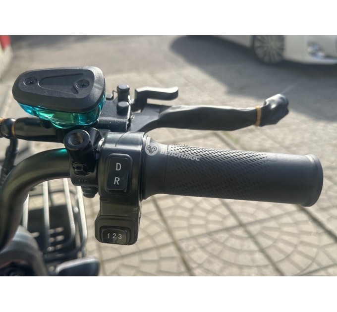 Велосипед триколісний 8" SPACE METEOR 72V 20Ah 1000W 2026 сірий