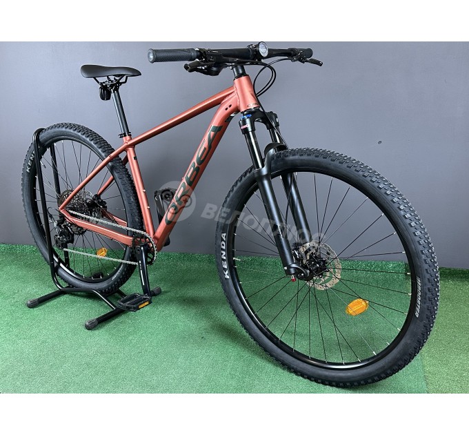 Велосипед 29" Orbea ONNA 20 2025 Terracotta Red (Matt) - Green (Gloss)